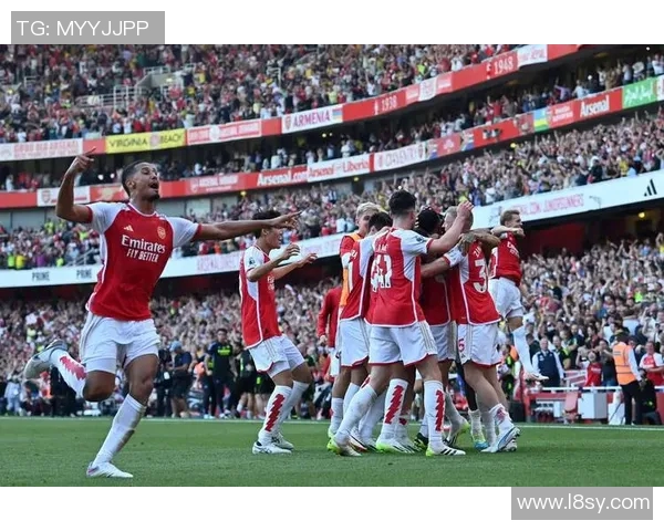 英超联赛传闻:曼联有意签下国米前锋,或将刷新转会纪录